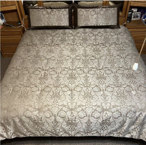 Waterford damask comforter set, king size Reversible