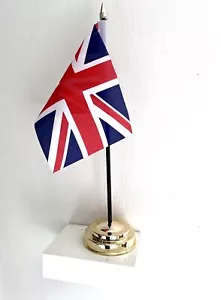 UNION JACK TABLE FLAG with 1 hole base 15cm x 10cm Stands 25cm tall CHOOSE BASE - Foto 1 di 3
