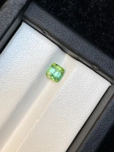 0.80ct Natural Green Tourmaline –Cut Faceted Gemstone Sparkling Clarity - Picture 1 of 6