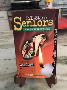 Wicked Fear Street Super Chiller Seniors By Rl Stine 1999 Book # 10 - Picture 1 of 8