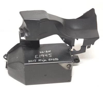 2012-2016 Kawasaki Ninja 650 OEM Battery Tray Rear Fender 35023-0309 Foto 1 de 4