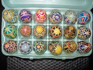 UOVA DI Pasqua vintage 18 vere pysanky design ucraino etnico dipinte a mano primi anni 2000 - Foto 1 di 7