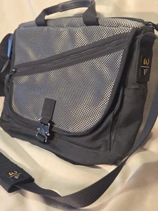 Waterfield Designs of San Francisco SF Bags 17” Computer Attache Crossbody Bag - Afbeelding 1 van 15