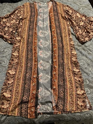 Cárdigan Largo Suave Surroundings Kimono Boho Hippie Plumero Paisley Floral Pequeño Foto 1 de 4
