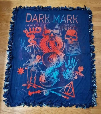 Manta de lana Harry Potter Dark Mark Foto 1 de 2