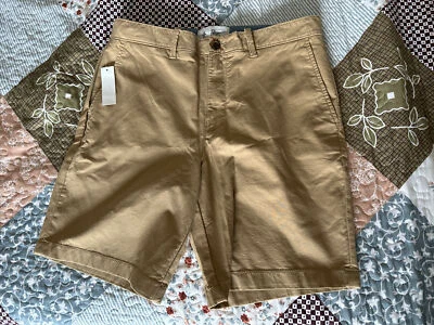 Pantalones cortos para hombre Penguin caqui talla mediana  Foto 1 de 2