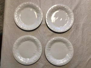 Gibson Housewares (4) White Fruit Embossed Rim 7 1/2” Salad Plates NICE!  #BxL-L - Picture 1 of 11