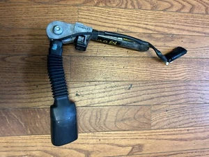 2012 FORD FLEX 3.5L OEM Front Right Passenger Side Seat Belt Buckle Black - Picture 1 of 8
