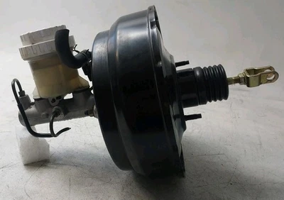 00 - 04 Mitsubishi Montero Sport Power Brake Booster W/ Master Cylinder OEM - Imagen 1 de 4