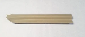 Borde de escalón de puerta de pasajero trasero derecho bronceado | 15 16 17 Lincoln Navigator EL - Imagen 1 de 12