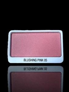 Rubor en polvo color mejillas Elizabeth Arden - rosa romántica nuevo probador .19 oz recarga - Imagen 1 de 2