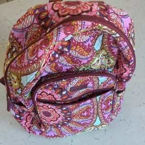 Vera Bradley RESORT MEDALLION Quilted Essential Large Backpack GUC - Picture 1 of 12