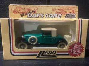 Lledo Days Gone 1931 Rolls Royce Phantom II Green-with Coach Lines - 19006 - Picture 1 of 3