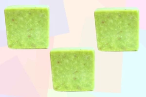 Handmade Natural Apple Blossom Rose Bar Soap - Set of 3 | Moisturizing - Imagen 1 de 2