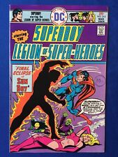 Superboy Legion of Superheroes #215 VFN+ (8.5) DC ( Vol 1 1976) Grell art (2)