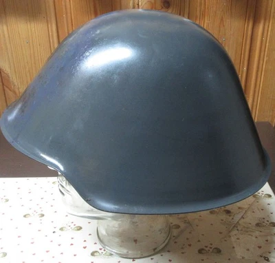 NVA-Stahlhelm 1977, Gefechtshelm, Volksarmee DDR, Tintenstempel, NVA-IV. / R - Bild 1 von 4