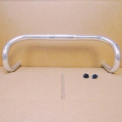 Новые старые запасы 3T слитки Paris-Roubaix с изгибами TDF (45 см/26,0 мм)... Блестящее серебро - Изображение 1 из 4