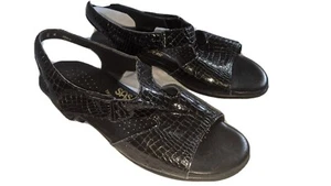 SAS Suntimer Damen-Sandalen Größe 8 M schwarz Krokoprägung gebraucht, in einwandfreiem Zustand, einmal getragen - Bild 1 von 4