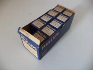 PHILIPS 13741 LAMP BULBS(BOX OF 9) 24 VOLTS,45/40 WATTS, P22d VINTAGE TRUCK/BUS - Picture 1 of 13