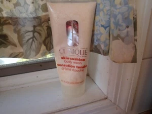 HTF RETIRED CLINIQUE SKIN CUSHION BODY WASH SENSATION TENDRE 6.7 FL OZ BELGIUM - Picture 1 of 5