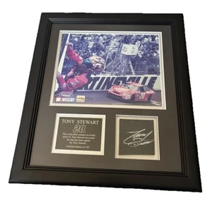 Tony „ Smoke “ Stewart signierte Fotocollage NASCAR LTD Edition # 54/120 gerahmt! - Bild 1 von 10