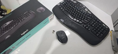 Logitech K350 Comfort Wave Wireless Keyboard Iike New Ergonomic 920-001996 - Image 1 of 4