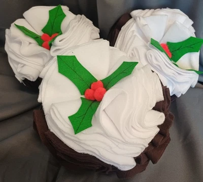 Christmas Pudding Snuffle Ball, dog treat, enrichment, puppy, anxiety relief  - Image 1 of 3