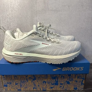 Taglia 8,5 - Brooks Revel 6 grigio chiaro donna - Foto 1 di 6
