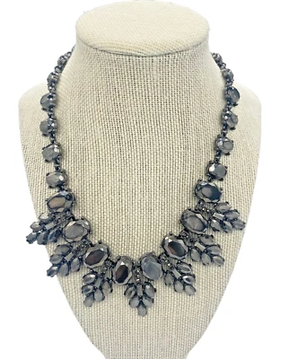 Collar INC International Marcasita Cristal Facetado Gris Gunmetal Foto 1 de 4