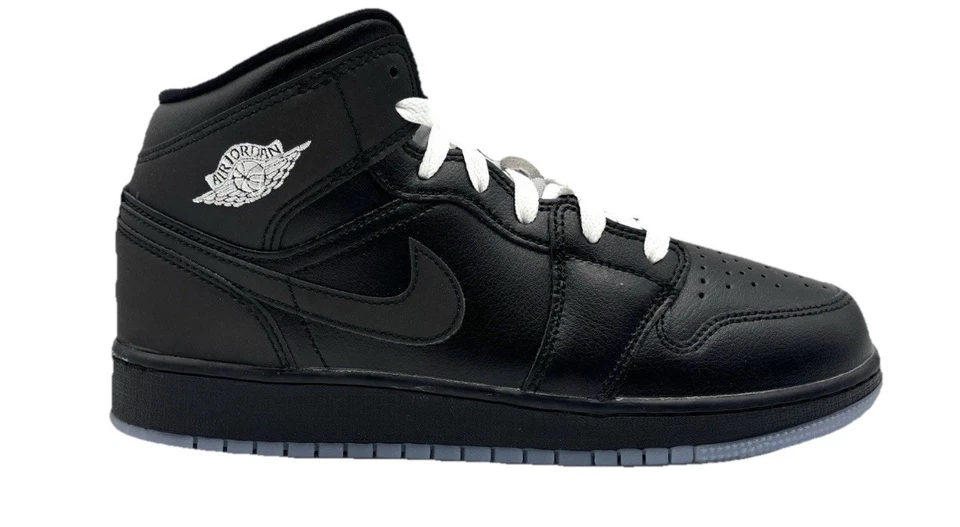 Jordan 1 Mid BG Niños Grandes Negro/Blanco-Gris Lobo HV5180-010 Talla 6Y/7.5 Para Mujer’s Foto 1 de 4