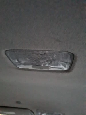 Luz domo Hyundai Elantra 2011-2016 Foto 1 de 4