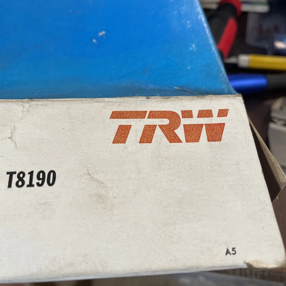 Anillos de pistón trw T8190. juego de 8. 4,057” de diámetro.  Oldsmobile 68-76 V8 350 Foto 1 de 4