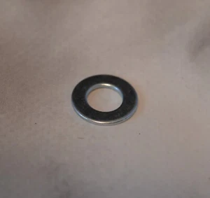 5 X M6 FLAT WASHERS BZP OD 11.6mm. ID 6.1mm thick 0.2mm (0388) - Picture 1 of 1