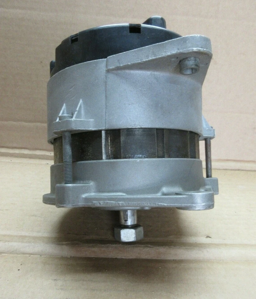 Alternador reconstruido de colección para Jaguar XJ12 Lucas Reman A2014   Foto 1 de 4
