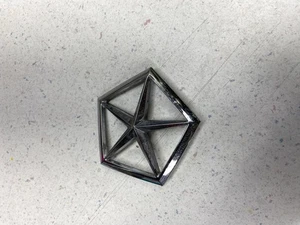 PLYMOUTH CHRYSLER DODGE EMBLEM LOGO BADGE SIGN SYMBOL 4366993 USED OEM 9030  - Bild 1 von 3