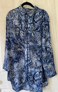 Camicetta CHICO'S 3 blu stampa astratta bottoni L/S hi low XL colletto impreziosito - Foto 1 di 10