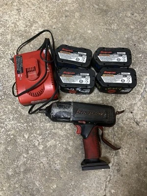 "Impacto Snap On 18v 1/2"" con baterías y cargador" Foto 1 de 4