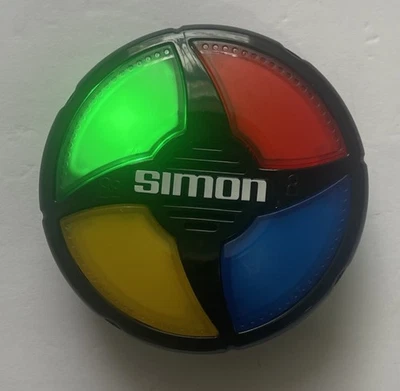 Simon Micro Series 3.5” Mini Electronic Handheld Classic Game (Hasbro, 2013) - Image 1 of 2