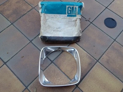 1971 Pontiac Catalina, Bonneville inner headlight bezel, RH, NOS! 480745 - Image 1 of 4