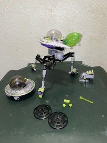 Lego Alien Conquest 7051 Tripod Invader And Part Of 7065 Incomplete