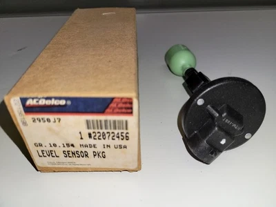 NEW GM ACDelco OEM Windshield Washer Fluid Level Sensor Caprice Seville 22072456 - Image 1 of 2