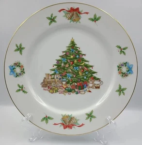 Country Christmas Collection Porcelain Ware 10.5" Plate by Jay inport  - Japan - Picture 1 of 3