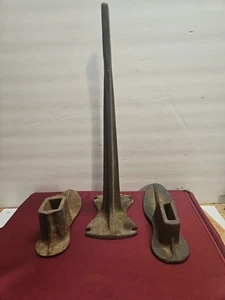 Vintage Cast Iron Shoe Cobbler Stand With 2 Shoe Molds Pre-owned (JK) - Picture 1 of 12
