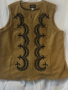 Vintage Circa 1980s Bob Mackie Wearable Art Black Embroidered CamelFleeceVest1X - Picture 1 of 12
