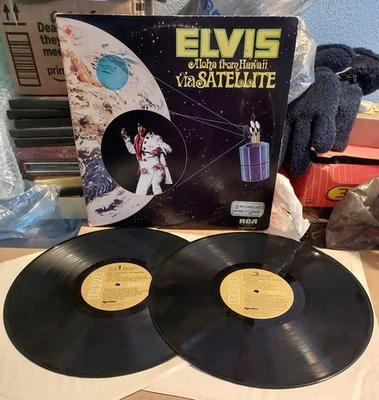 Elvis - Aloha From Hawaii Via Satellite - 2x LP Album - 1973 RCA Canada Pressing - Image 1 of 4