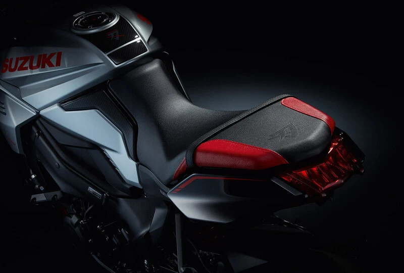 Asiento Katana Suzuki GSX-S1000S del modelo 2019 Foto 1 de 1