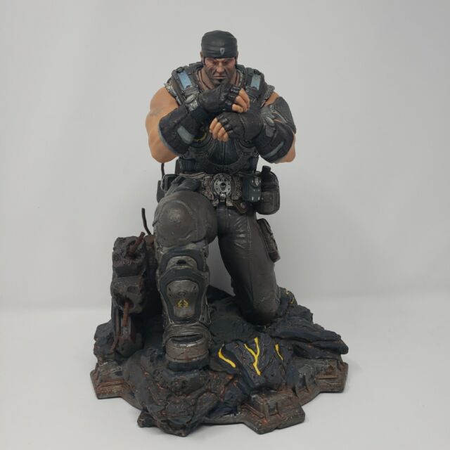 1/12 - Gears Of War - Marcus Fenix - Mark 3 Lancer Assault Rifle –  BlackOpsToys