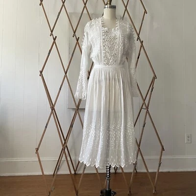 Antiguo Vestido Eduardiano Transparente Bordado Gasa Algodón/3D Irlandés Crochet Encaje Té Foto 1 de 4