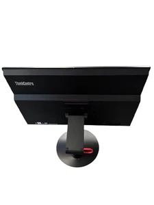 Lenovo ThinkCentre M910z - AIO - i5 @ 3.2 GHz - 23.8" (Crack on Bezel Corner) # - Afbeelding 1 van 6