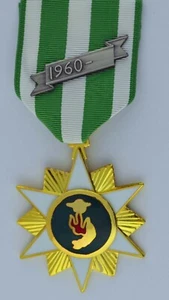 RVN Vietnam Campaign Medal - Full Size High Quality - Domed Not Flat Pendent - Imagen 1 de 2